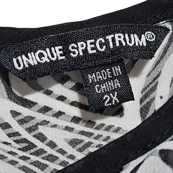 Unique Spectrum Geometric Print Blouse Womens Plus Size 2X Button Up Tie Waist - Picture 5 of 7